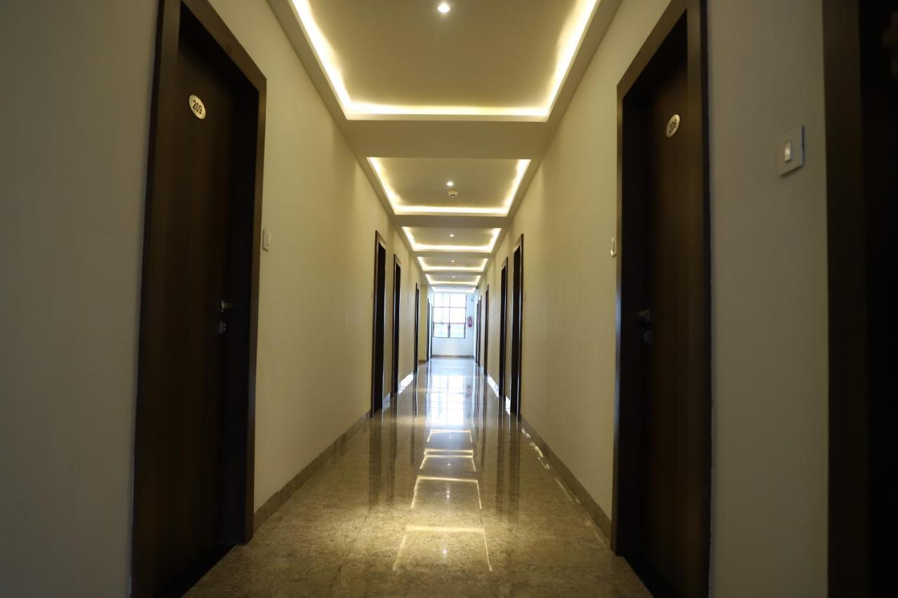 Hotel Singhnature Khandwa Exteriör bild