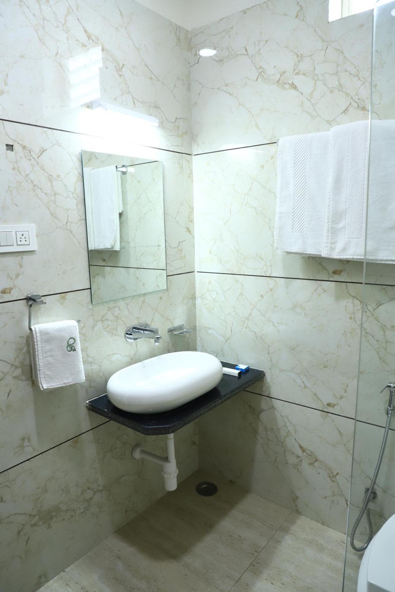 Hotel Singhnature Khandwa Exteriör bild
