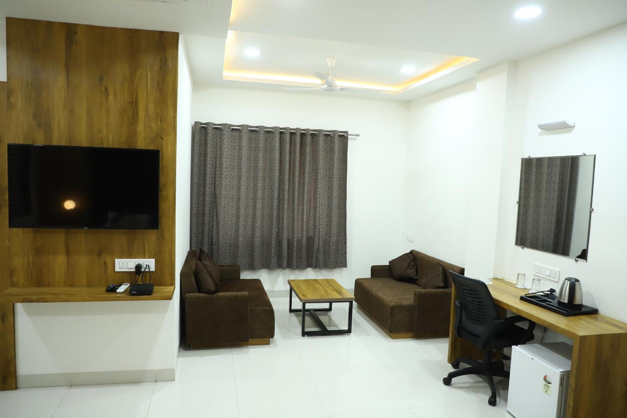Hotel Singhnature Khandwa Exteriör bild